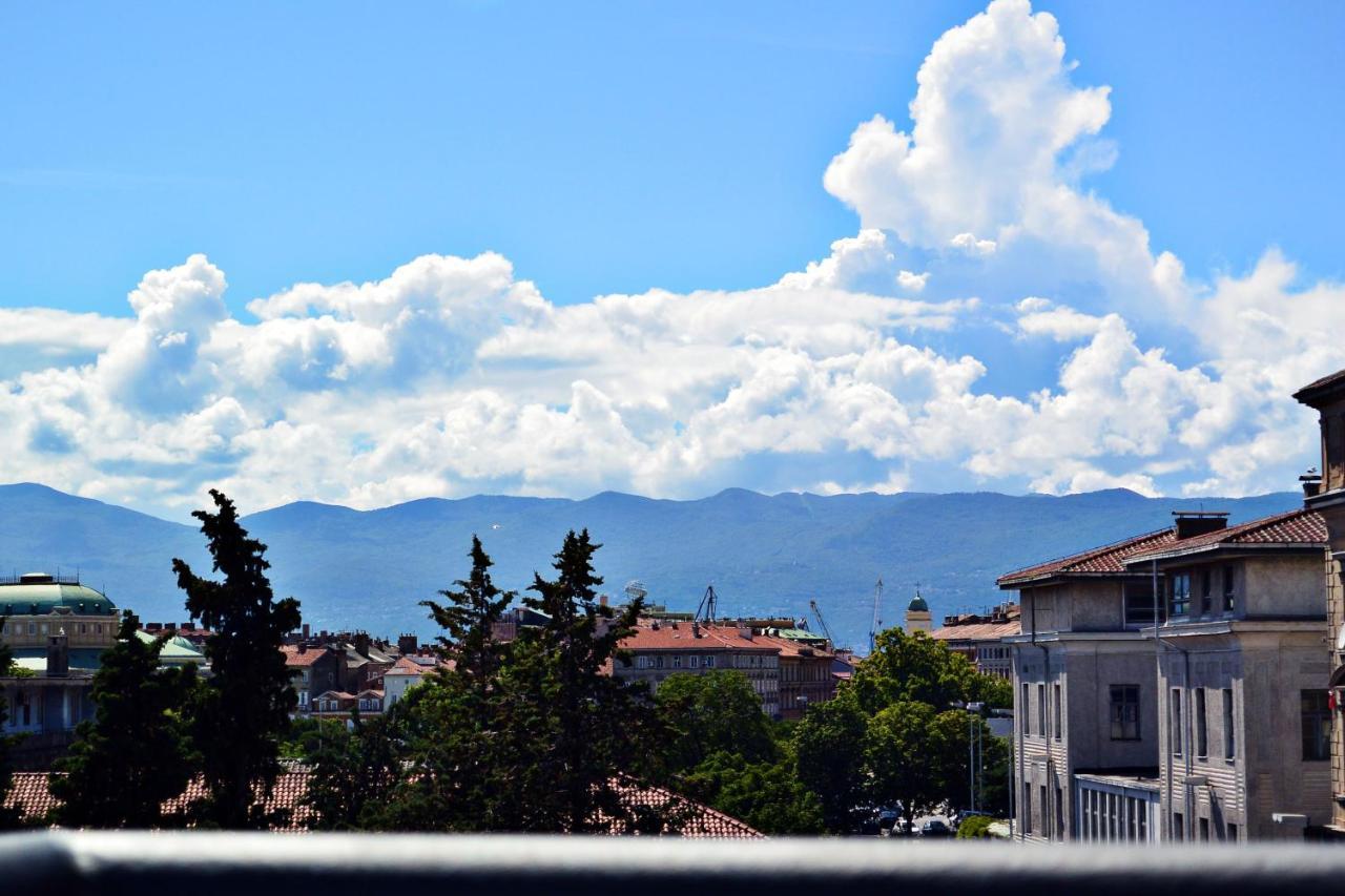 Center Vibes Lux * Rijeka