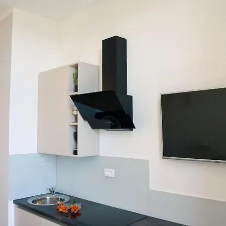 Center Vibes Lux Apartment Rijeka Exterior photo