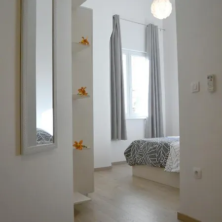 Center Vibes Lux Apartment Rijeka Exterior photo